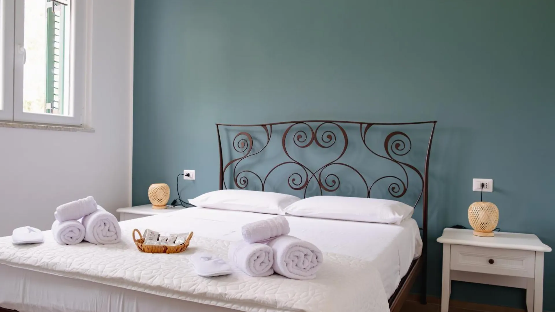 Guest house Villa Rubino Mondello - By Rentalbeb Italy Palermo Italy
